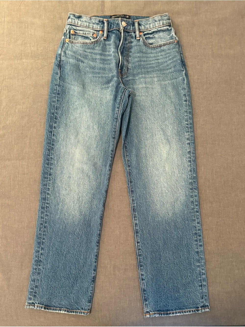 Abercrombie & Fitch Men’s Athletic Relaxed Straight Jeans